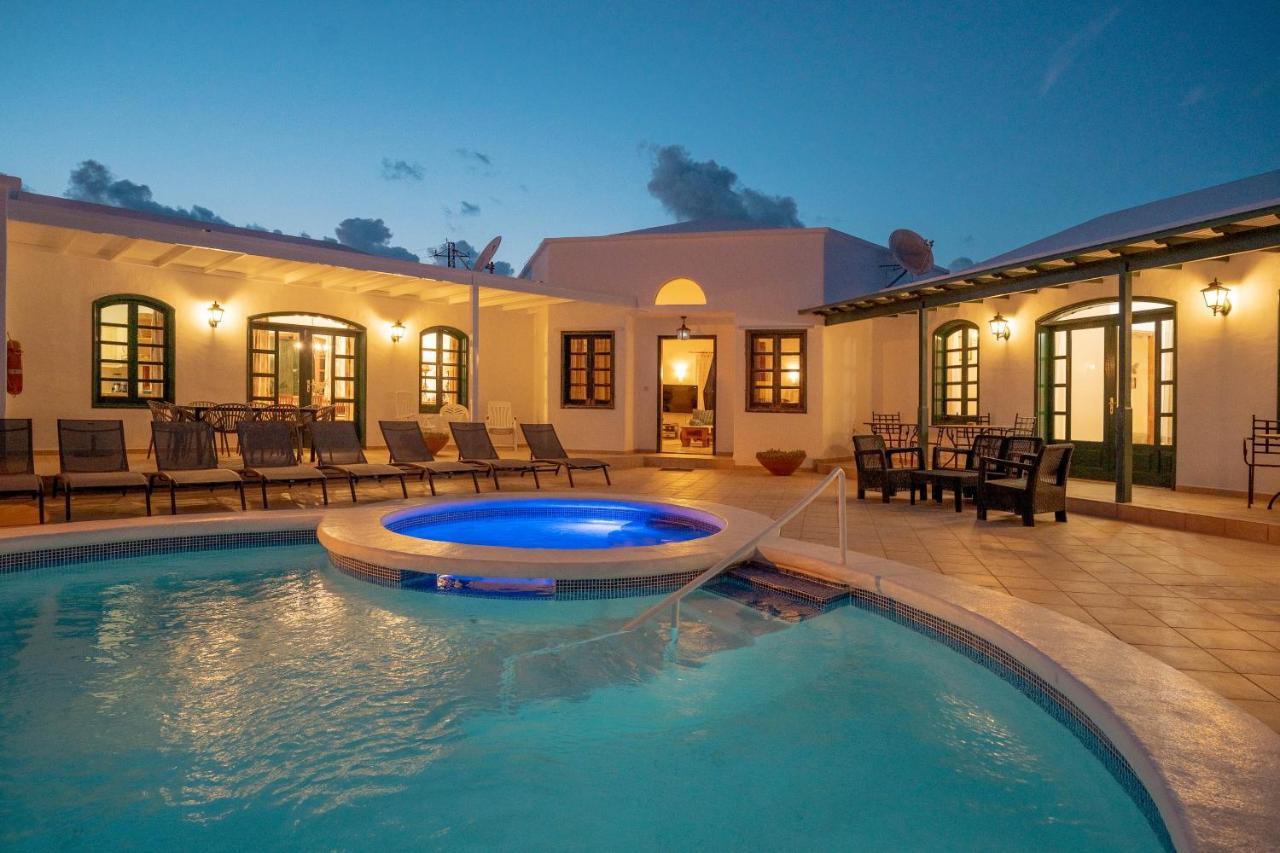 Villa Milan Puerto del Carmen  Esterno foto