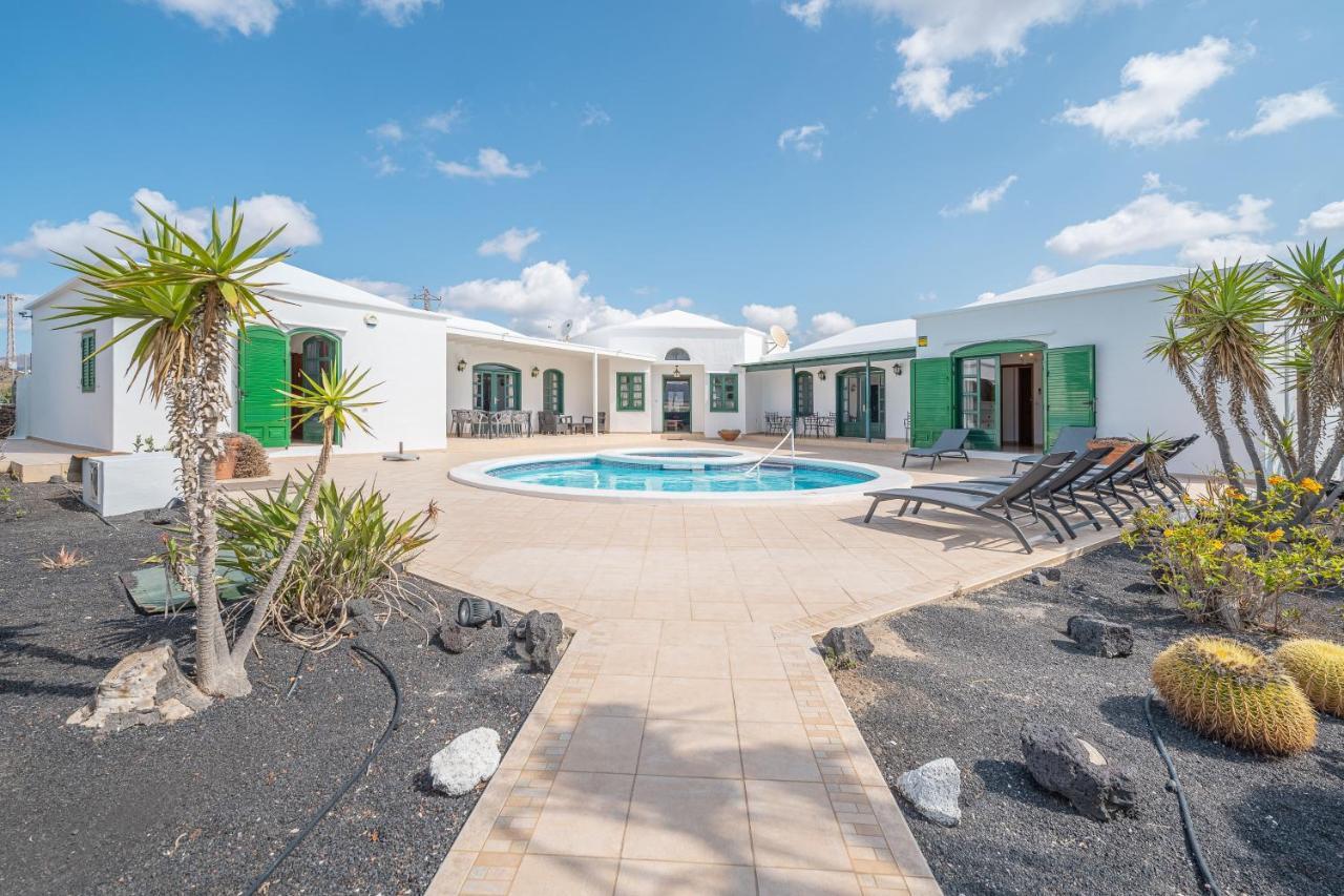 Villa Milan Puerto del Carmen  Esterno foto