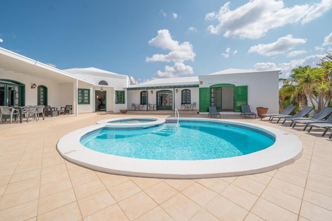 Villa Milan Puerto del Carmen  Esterno foto
