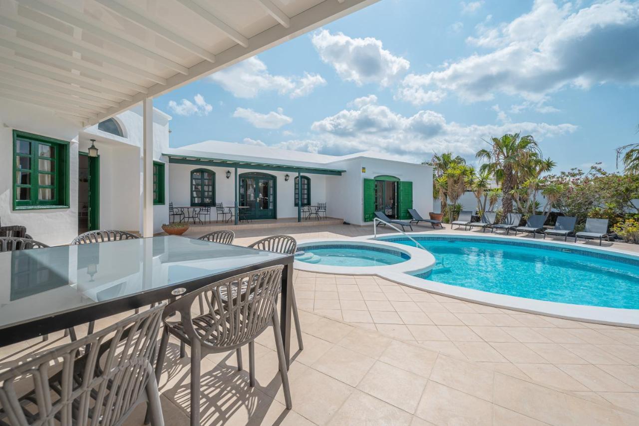 Villa Milan Puerto del Carmen  Esterno foto
