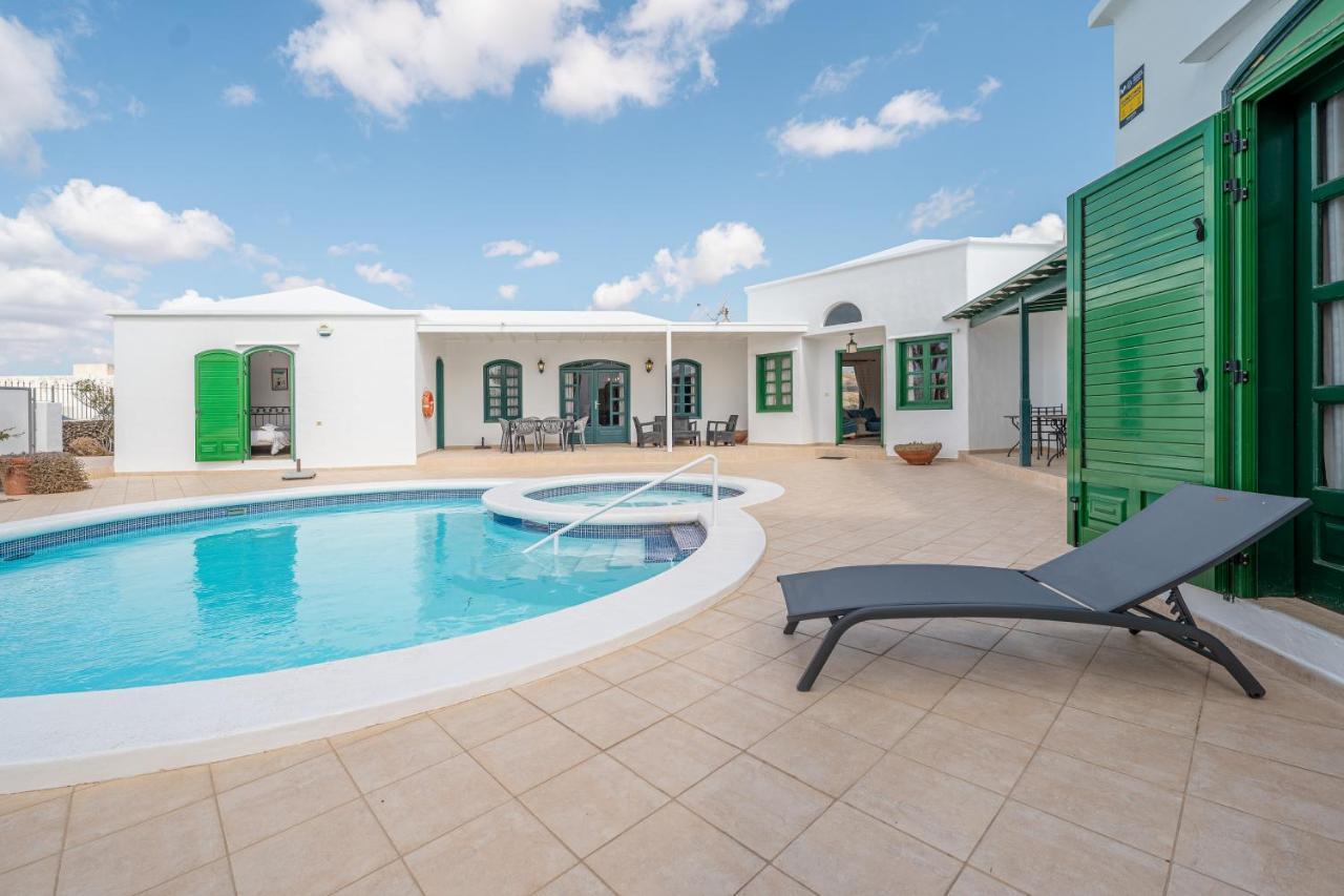 Villa Milan Puerto del Carmen  Esterno foto